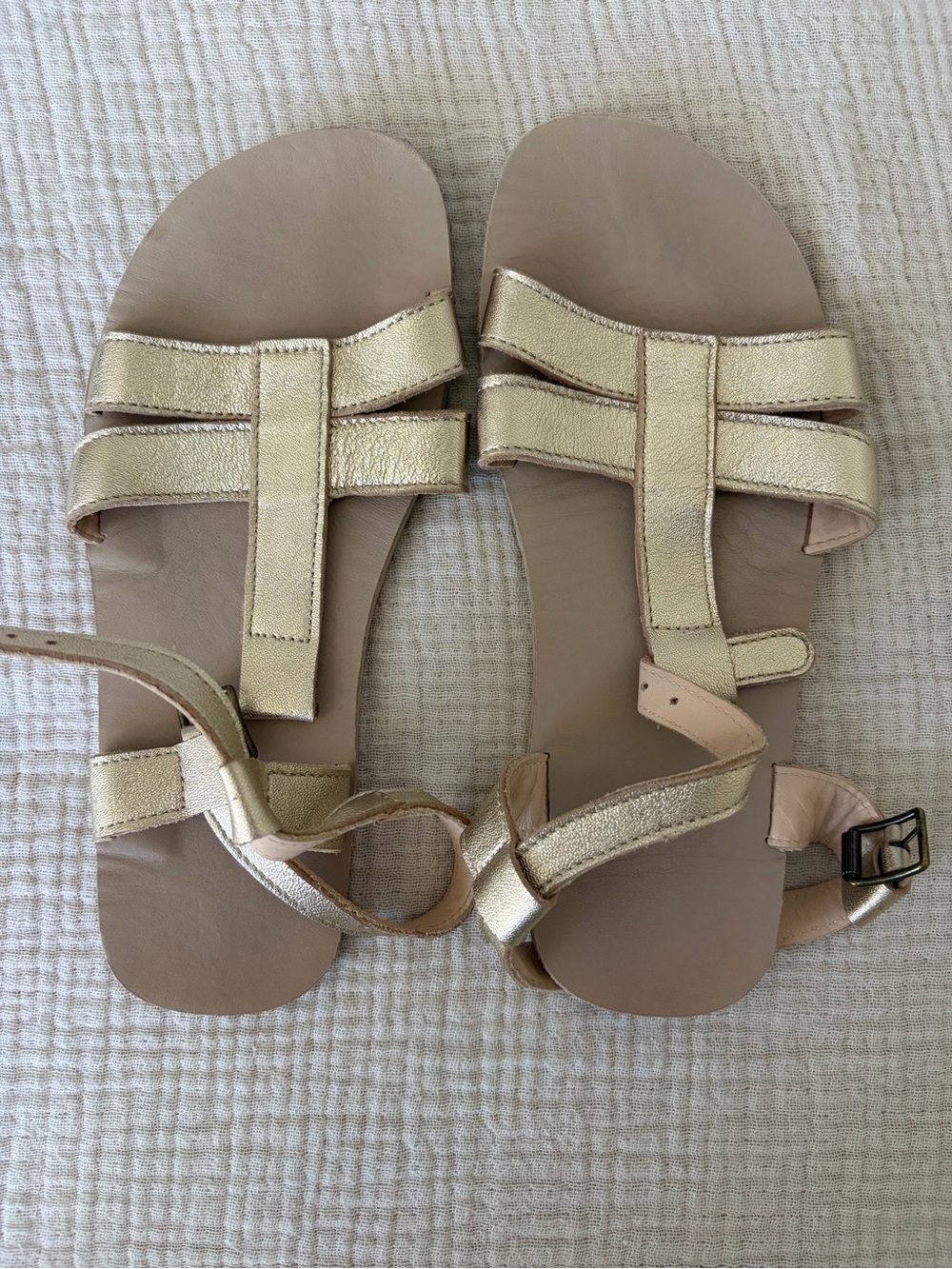 Zeazoo Metallic Gold T-Strap Women's Sandals with Ankle Buckle